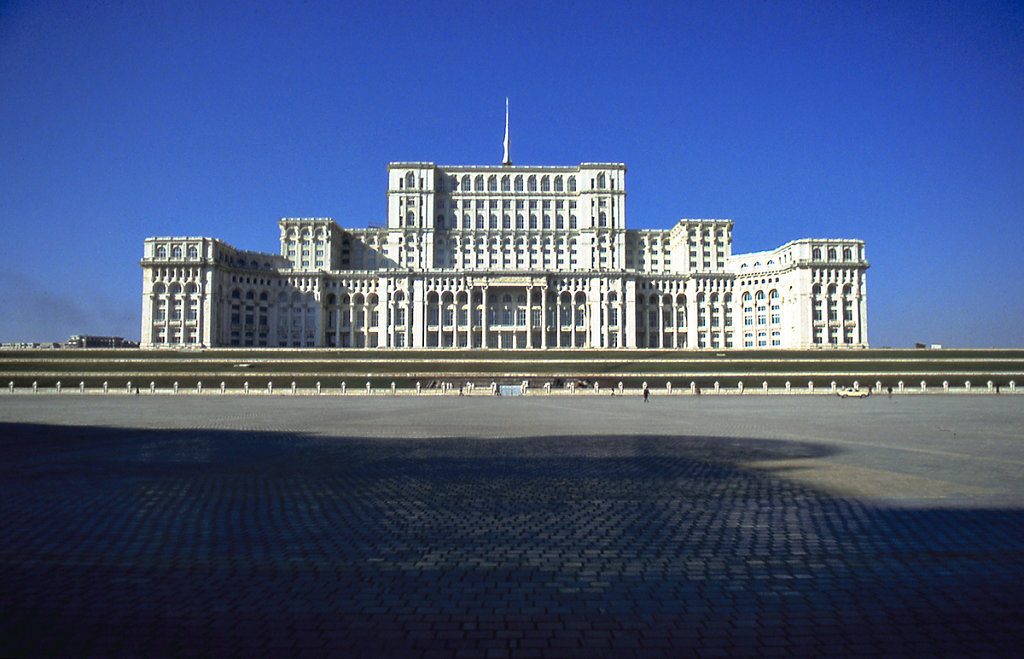 bucarest-16-02-90w.jpg