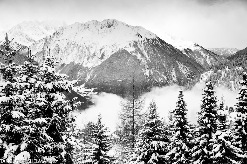 SKI0001-nb.jpg